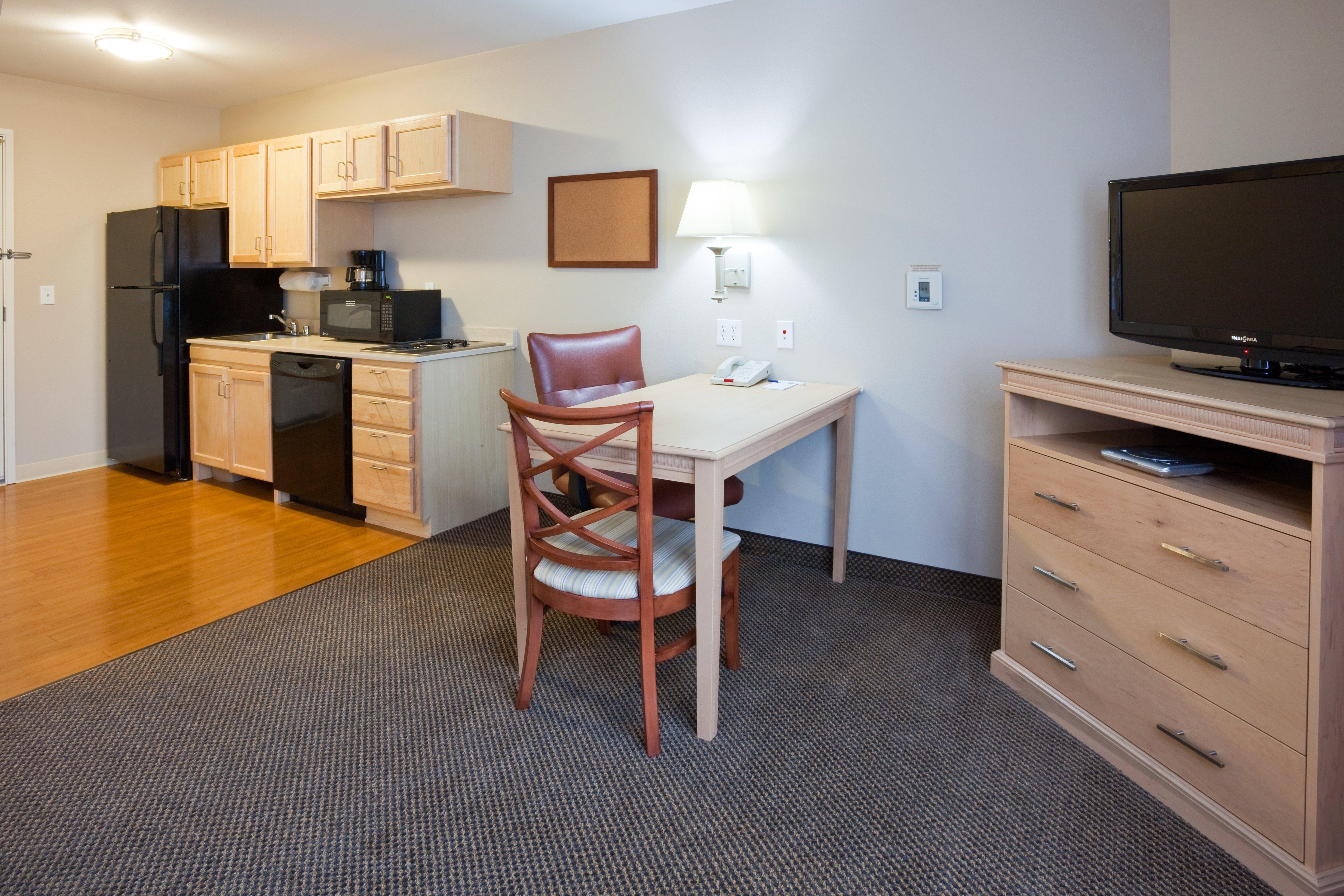 Candlewood Suites Milwaukee Brown Deer, An Ihg Hotel Kültér fotó