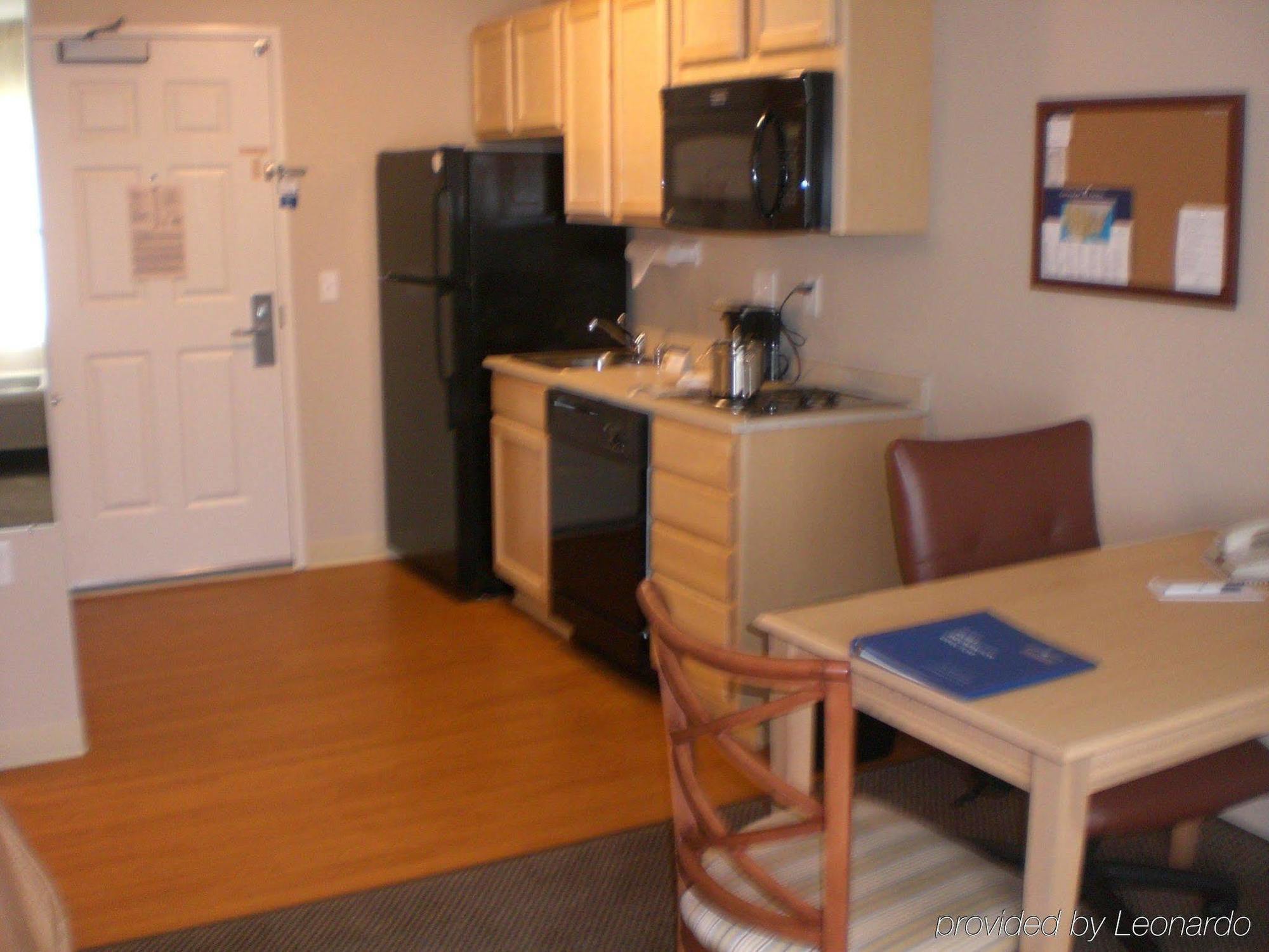Candlewood Suites Milwaukee Brown Deer, An Ihg Hotel Szoba fotó