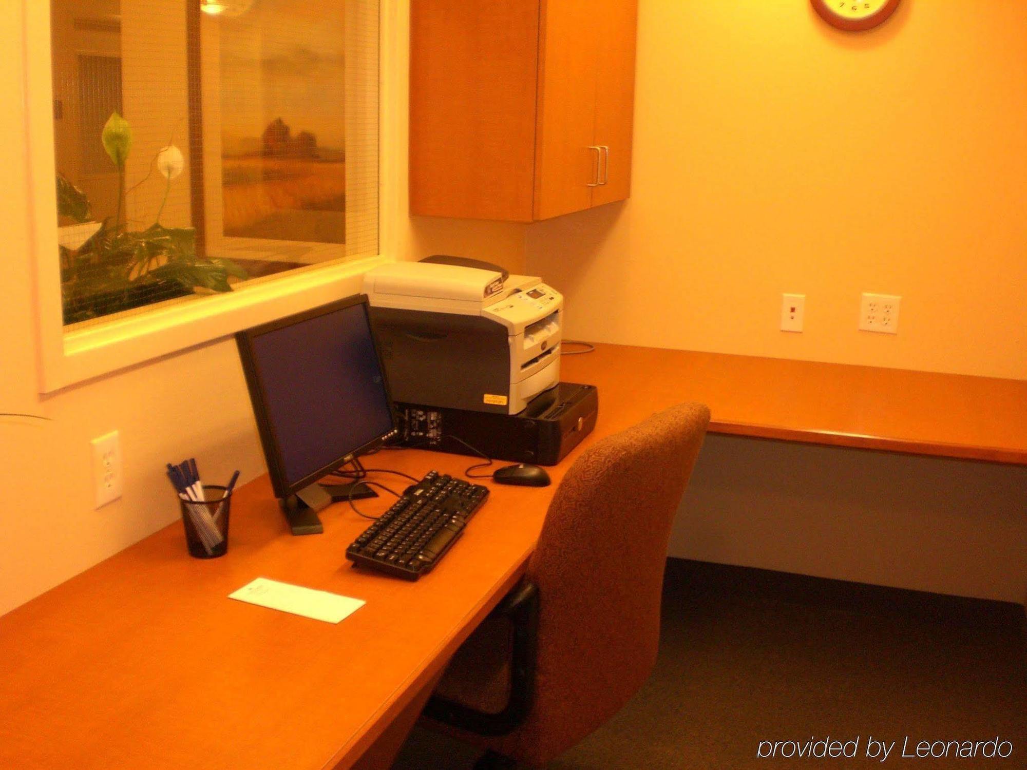 Candlewood Suites Milwaukee Brown Deer, An Ihg Hotel Létesítmények fotó